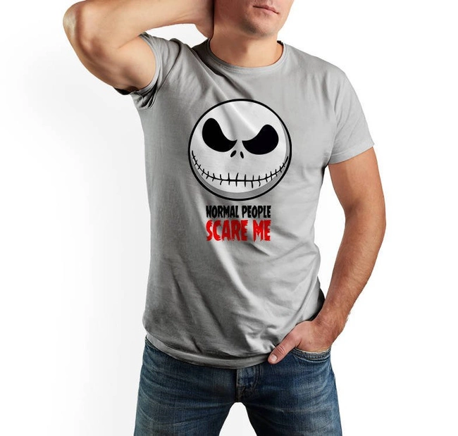T-shirt męski NORMAL PEOPLE SCARE ME w kolorze białym